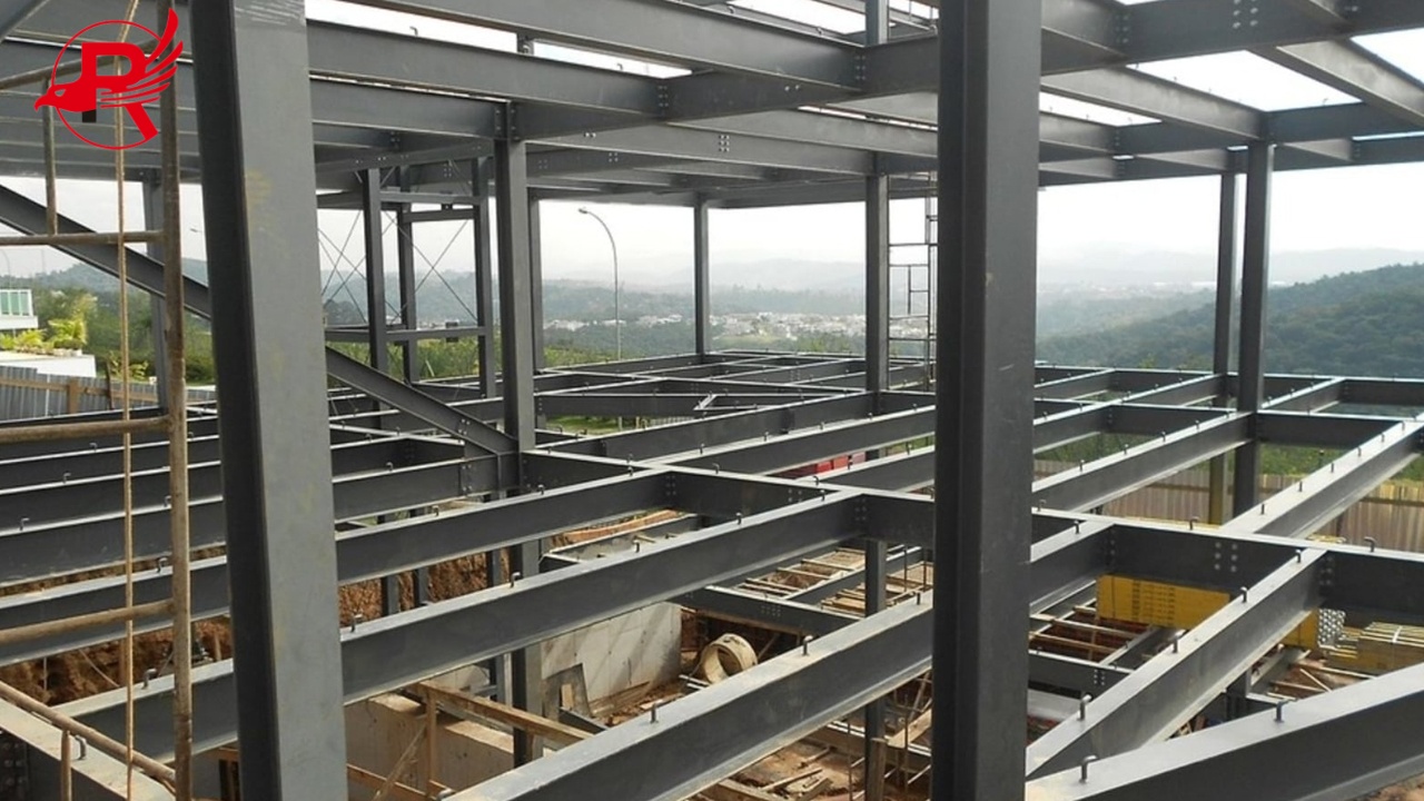 ASTM W14x82 beam