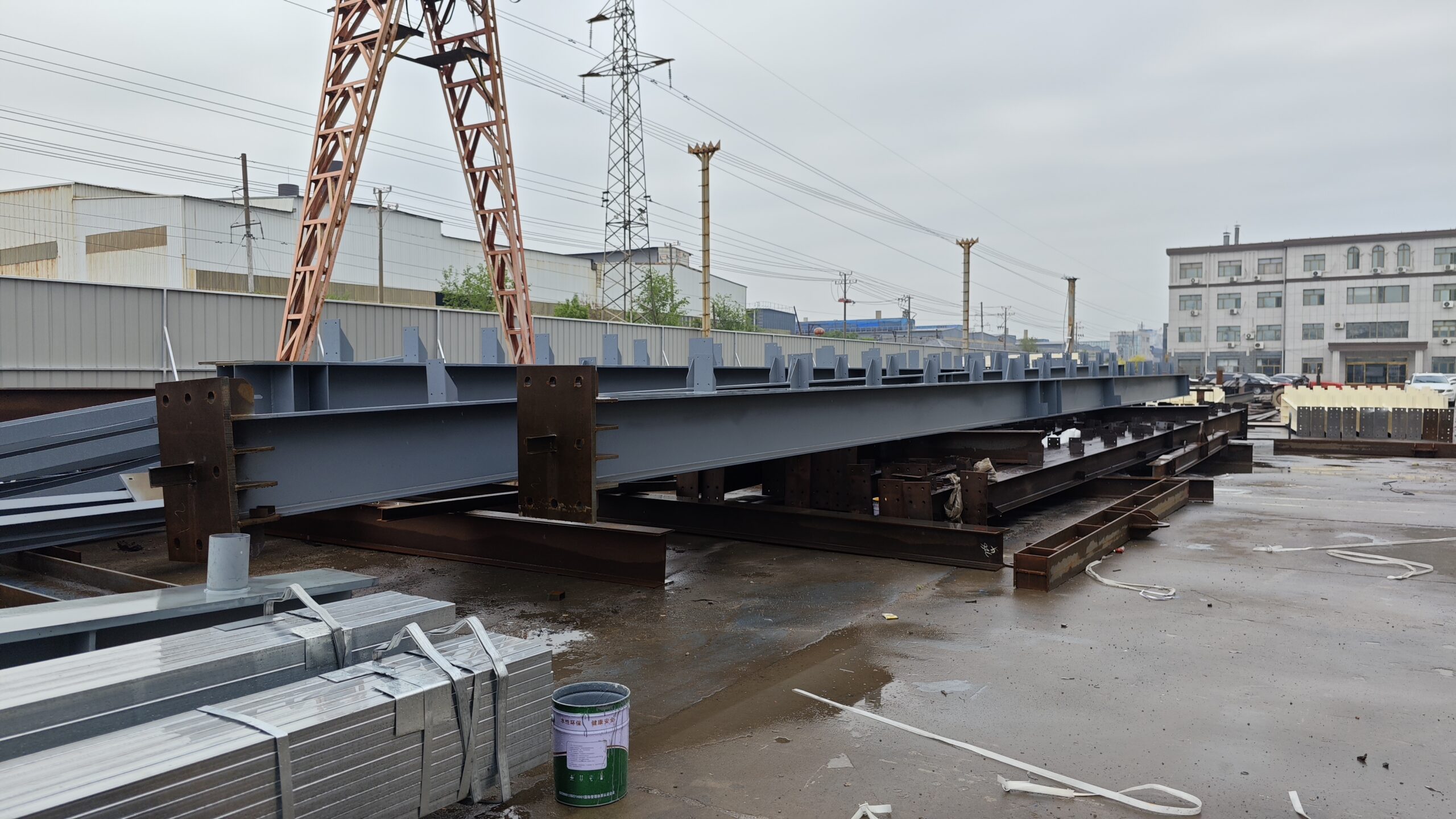 STEEL COLUMN