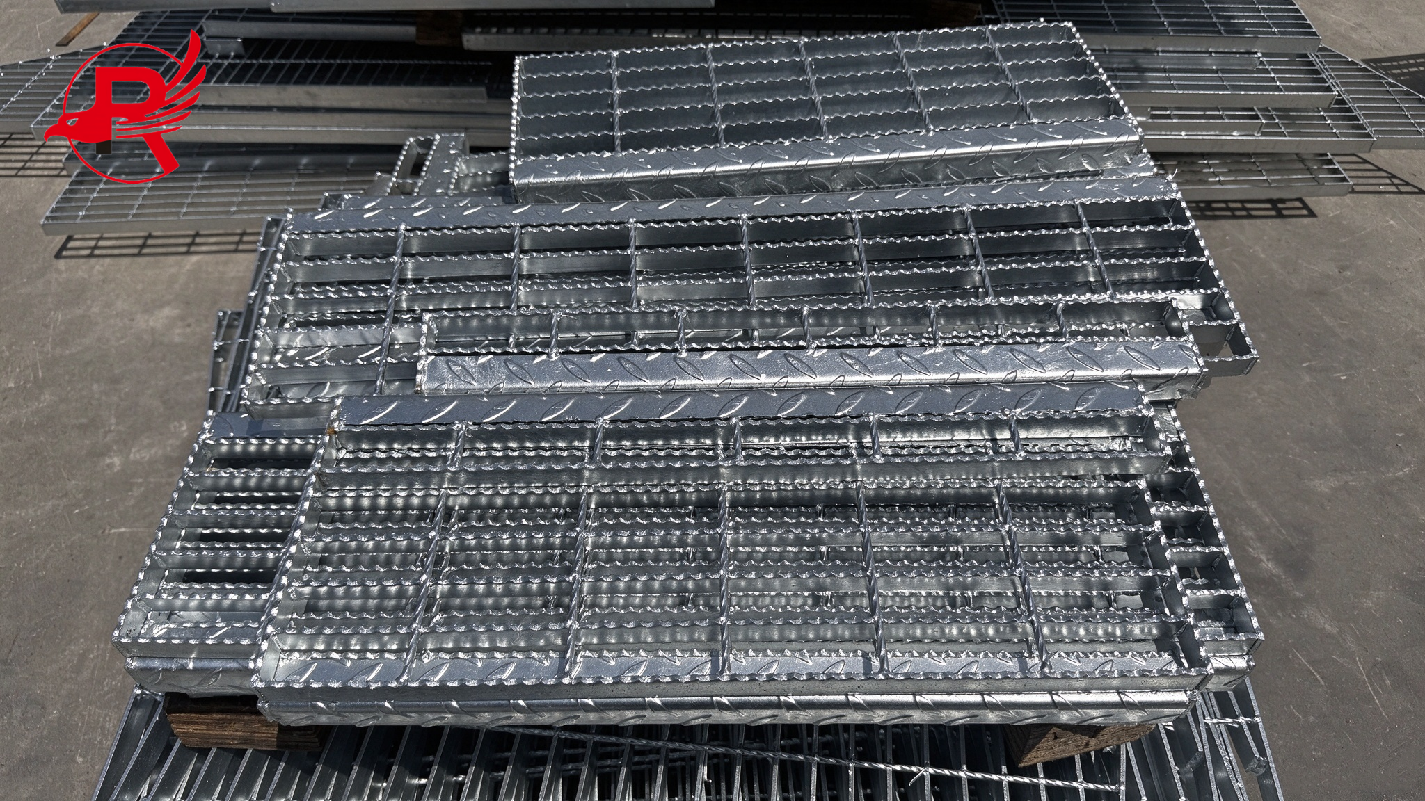 Serrated Steel Grating1