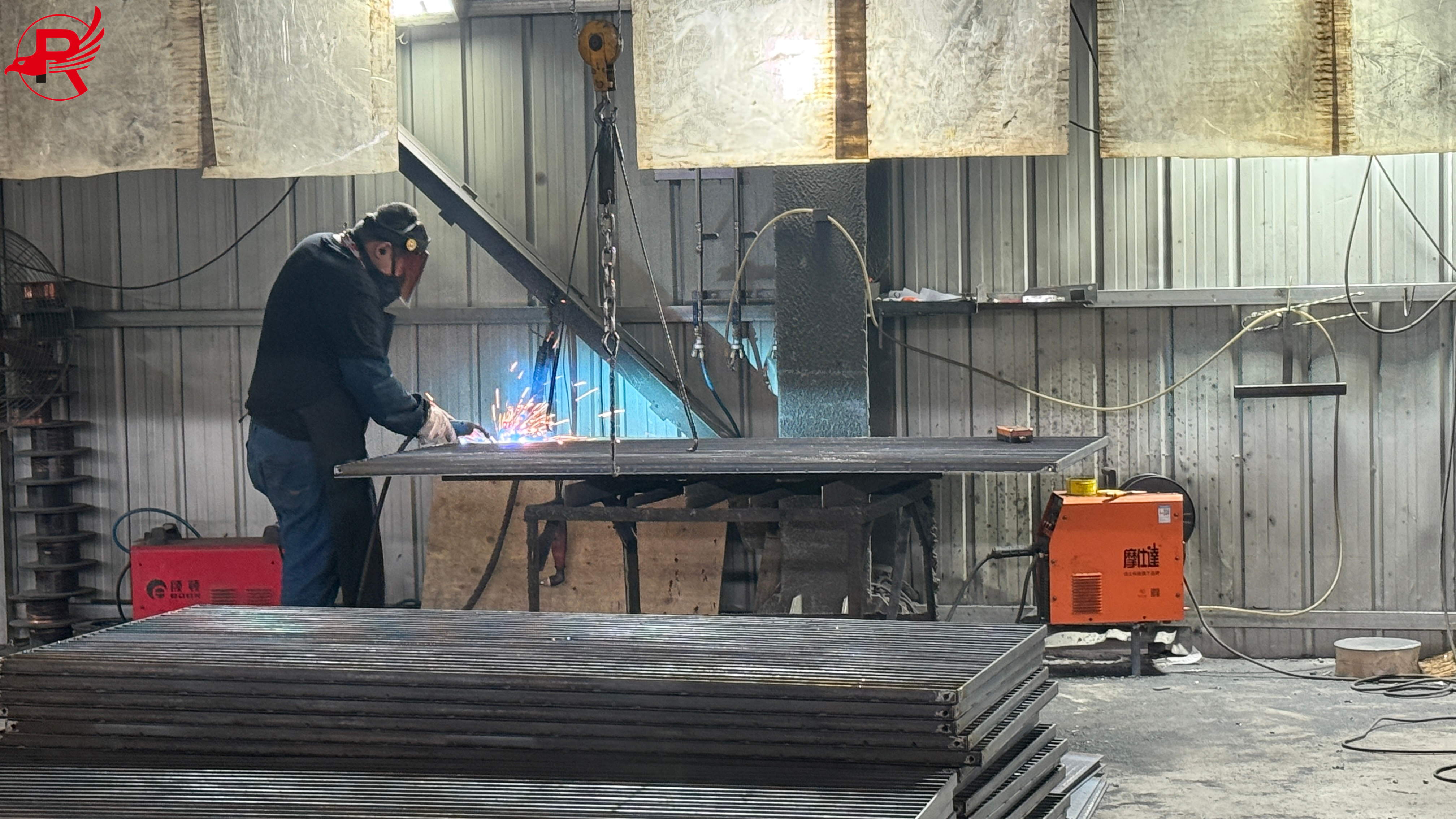 custom cutting, banding, welding, and surface treatment2