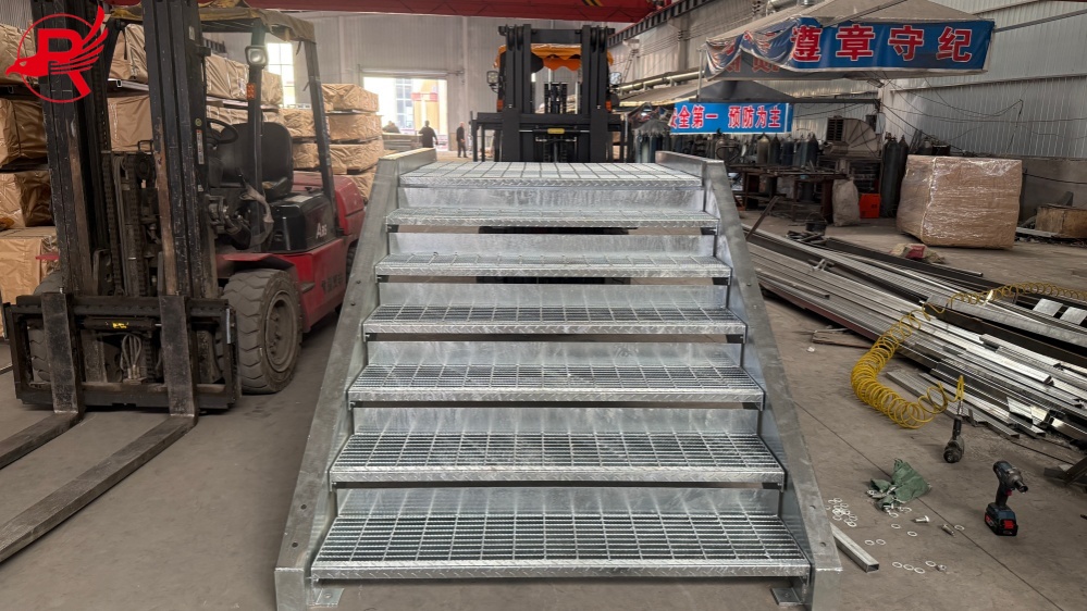 Hot-dip galvanized steel grating product display
