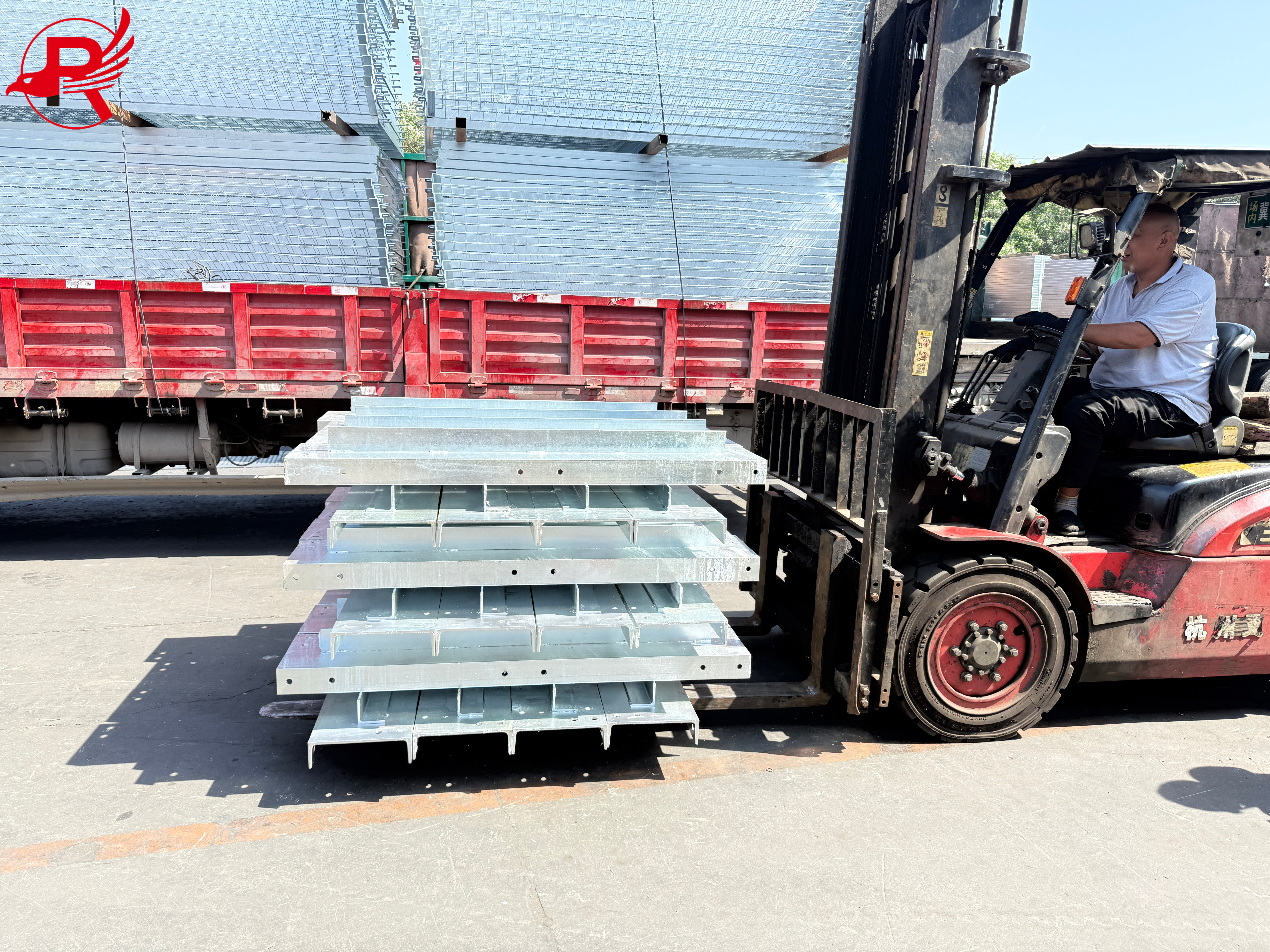 steel stair packaging & shipping3